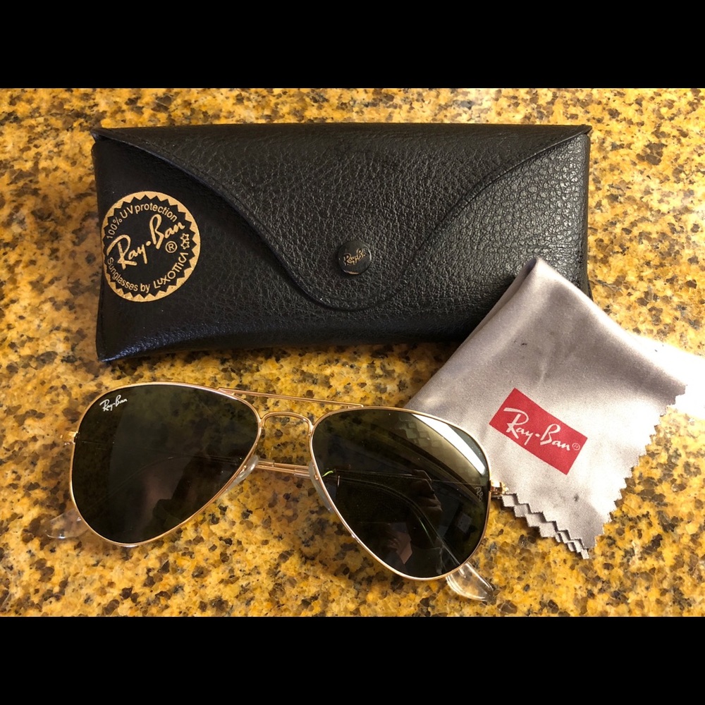 Authentic Rayban aviator sunglasses.